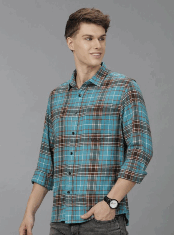 Men Classic Spread Collar Tartan Checked Cotton Slim Fit Casual Shirt - Image 3